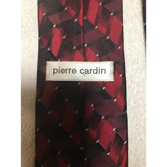 Pierra Cardin Black and Red Men's‎  Silk Neck Tie - Picture 4 of 7